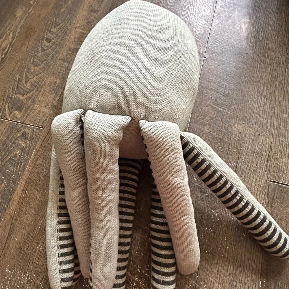 Pillowfort charming octopus